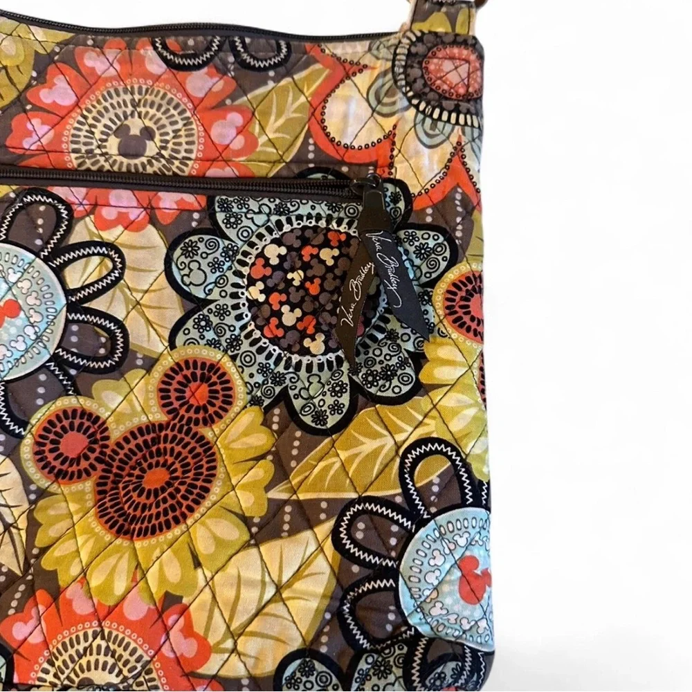 Vintage Vera Bradley Disney Perfect Petals Crossbody Mickey Mouse, Pre-loved - Picture 4 of 16